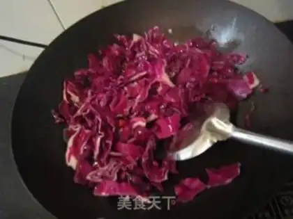 Make cabbage and potato chips step 4