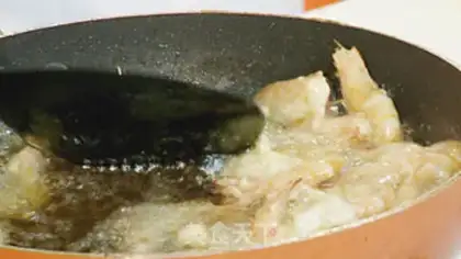 Make Crispy Golden Shrimp step 3
