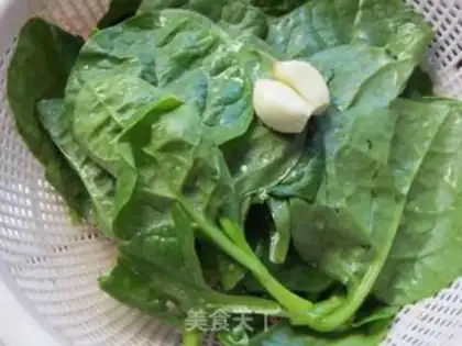 Make Garlic Garsa step 0