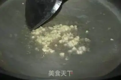 Make stir-fried cabbage with carrot step 2