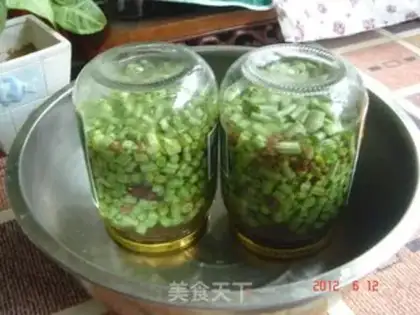 Make Minced pork and sour beans step 4