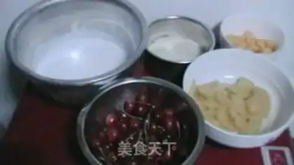 Make Ten inch fresh milk fruit cake step 7