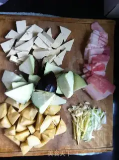 Make braised dishes step 1
