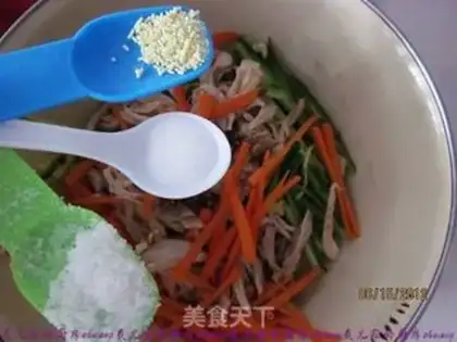 Make Shredded chicken with tofu bamboo step 5