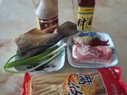 Make Stewed pork belly with cured fish and tofu bamboo step 0