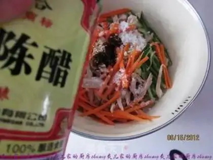 Make Shredded chicken with tofu bamboo step 7
