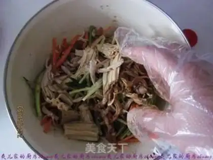 Make Shredded chicken with tofu bamboo step 9