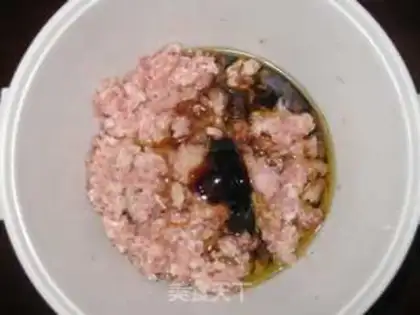 Make Mushroom pork bun step 0