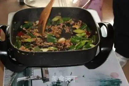 Make fish-flavored pork step 4