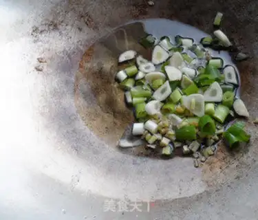 Make stir-fried cowpea pork belly step 5