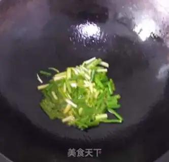 Make Braised Triangle Oil Tofu step 2