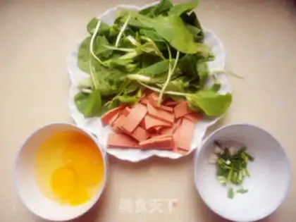Make Scrambled eggs with ham and green vegetables step 0