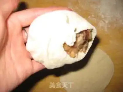 Make Mushroom pork bun step 3