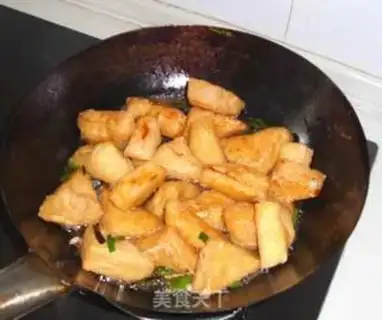 Make Braised Triangle Oil Tofu step 4