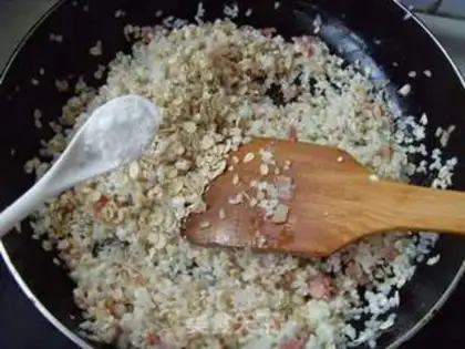 Make Oatmeal egg yolk rice dumplings step 4