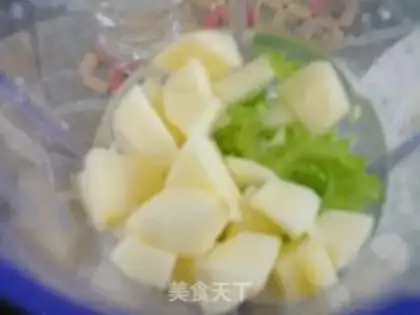 Make Balsam pear apple drink step 5