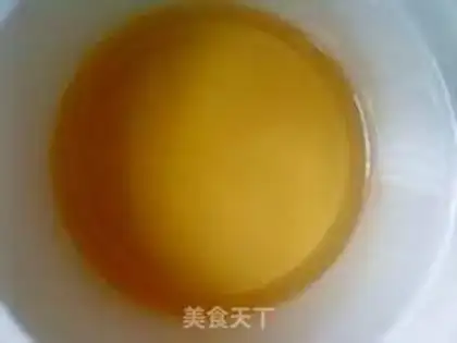 Make Homemade scallion oil step 6