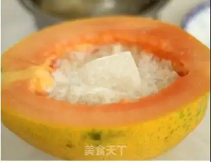 Make Stewed snow clams with papaya step 1