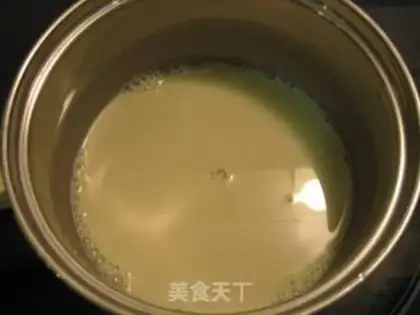 Make Nutritional green soybean milk to relieve heat and clear heat step 7