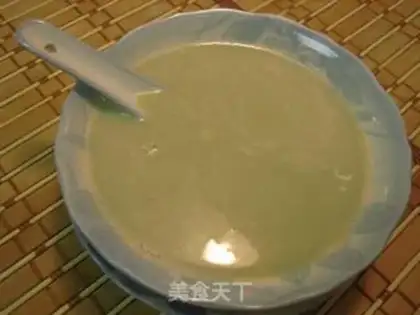 Make Nutritional green soybean milk to relieve heat and clear heat step 8