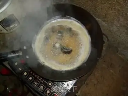 Make Preserved egg lean meat noodles step 0