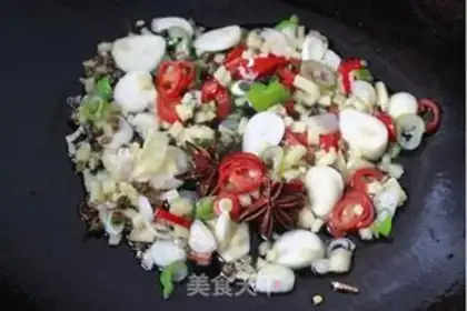 Make Shuming finger spicy snails step 4