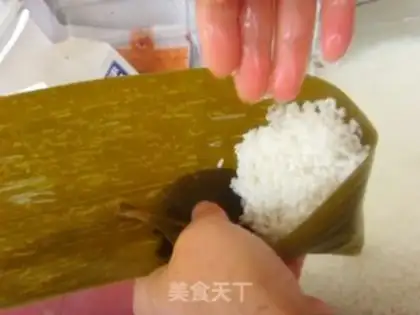 Make Northeast flavor rice dumplings step 8