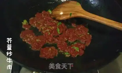 Make stir-fried beef with cabbage step 6