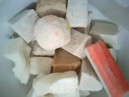 Make Fish ball and vermicelli soup step 1