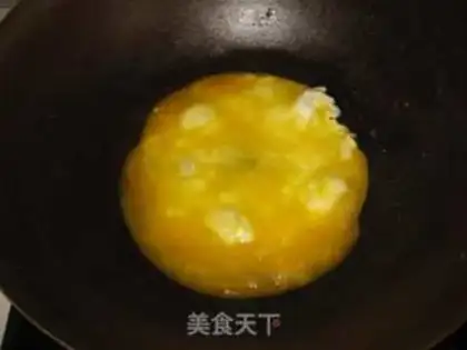 Make Scrambled eggs with carrot and tofu bamboo step 3