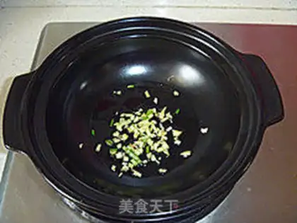 Make Salted egg yellow shrimp tofu step 1