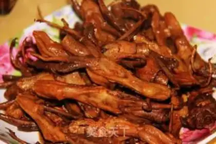 Make stewed duck tongue step 3