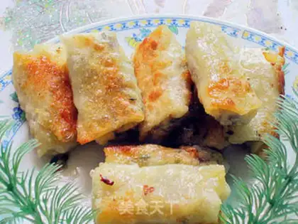 Make Pan-fried spring rolls step 7