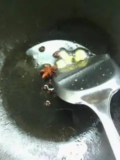 Make Stewed cowpea with potatoes step 0