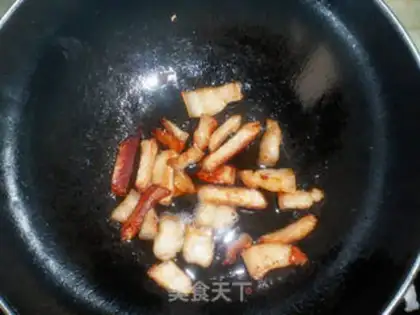Make Braised salted fish with pork belly step 1