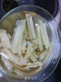 Make roasted pork with tofu bamboo step 0