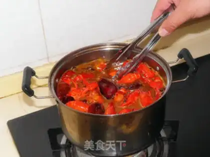 Make spicy crayfish step 12