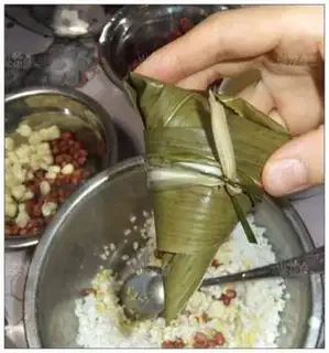 Make Qingxiang Xiaozongzi step 6