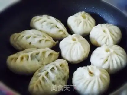 Make Fried buns with cabbage and willow leaves step 16