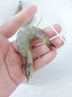 Make Shrimp with garlic and vermicelli step 2