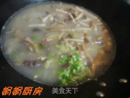 Make Salted duck leg and mushroom soup step 8