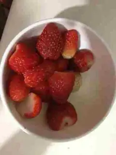 Make Strawberry red wine ice step 5