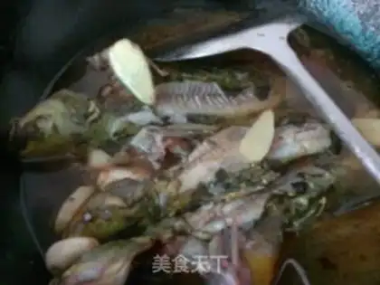 Make Braised fish with red sauce step 7