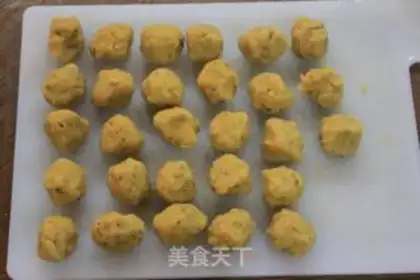 Make Osmanthus and mung bean cake step 6