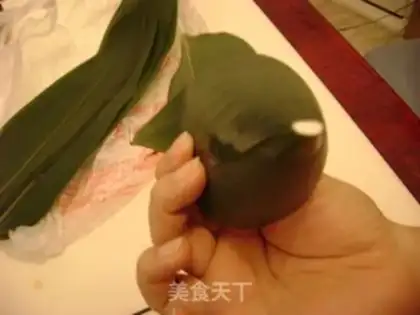 Make zongzi step 3
