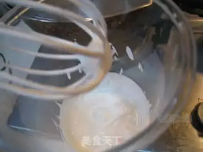 Make Mulberry mousse cake step 7