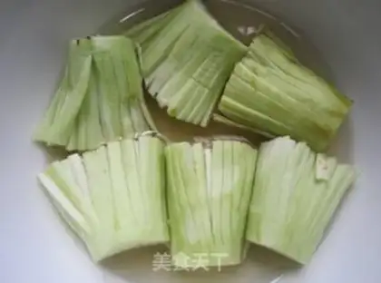 Make Chrysanthemum eggplant step 4