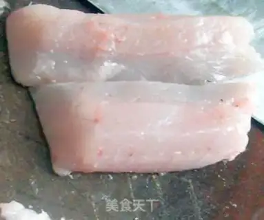 Make Sweet and sour Jingui Hangju Fish step 0