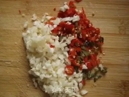 Make Mangi spicy bean paste step 1