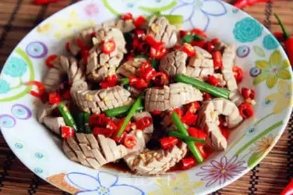 Make Pepper and sesame kidney flower step 7